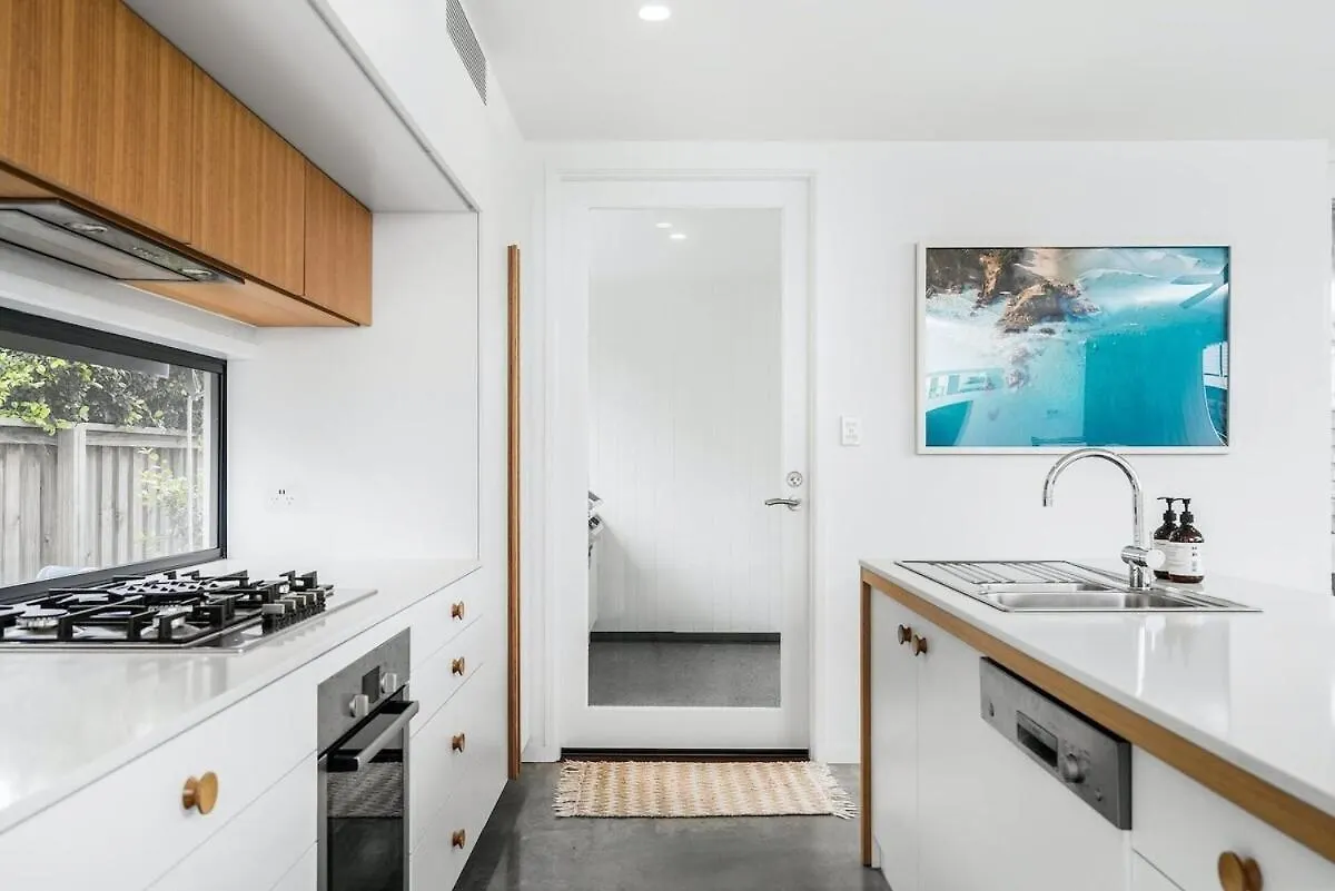Sanctuary Spaces - Lomani Six Byron Bay Villa